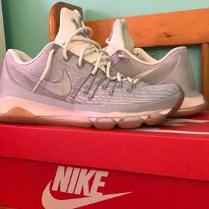 KD 8 low Easter colorway